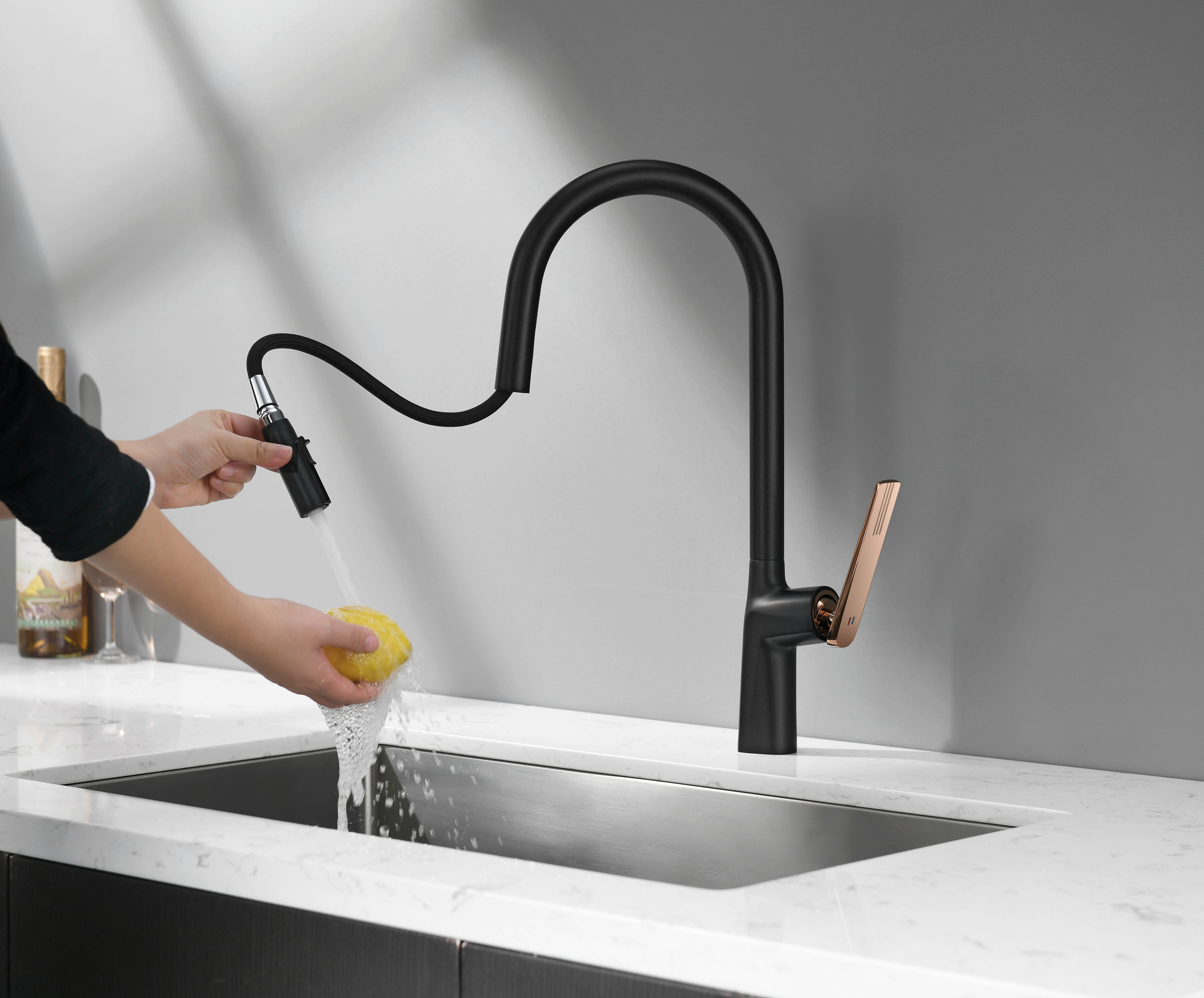 DQOK Modern Brass Kitchen Sink Tap Pull Down Black Rose Gold Kitchen Mixer Faucet With Hidden Sprayer