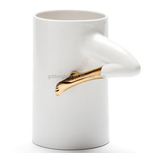 new product for elegant design of white elegant high heel ceramic mug cup with Real Gold handle for dance club