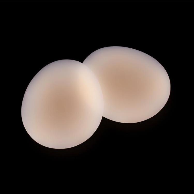 New hot sale Invisible  sexy Non-glue reusable waterproof  boobs cover nude silicone beach nipple covers