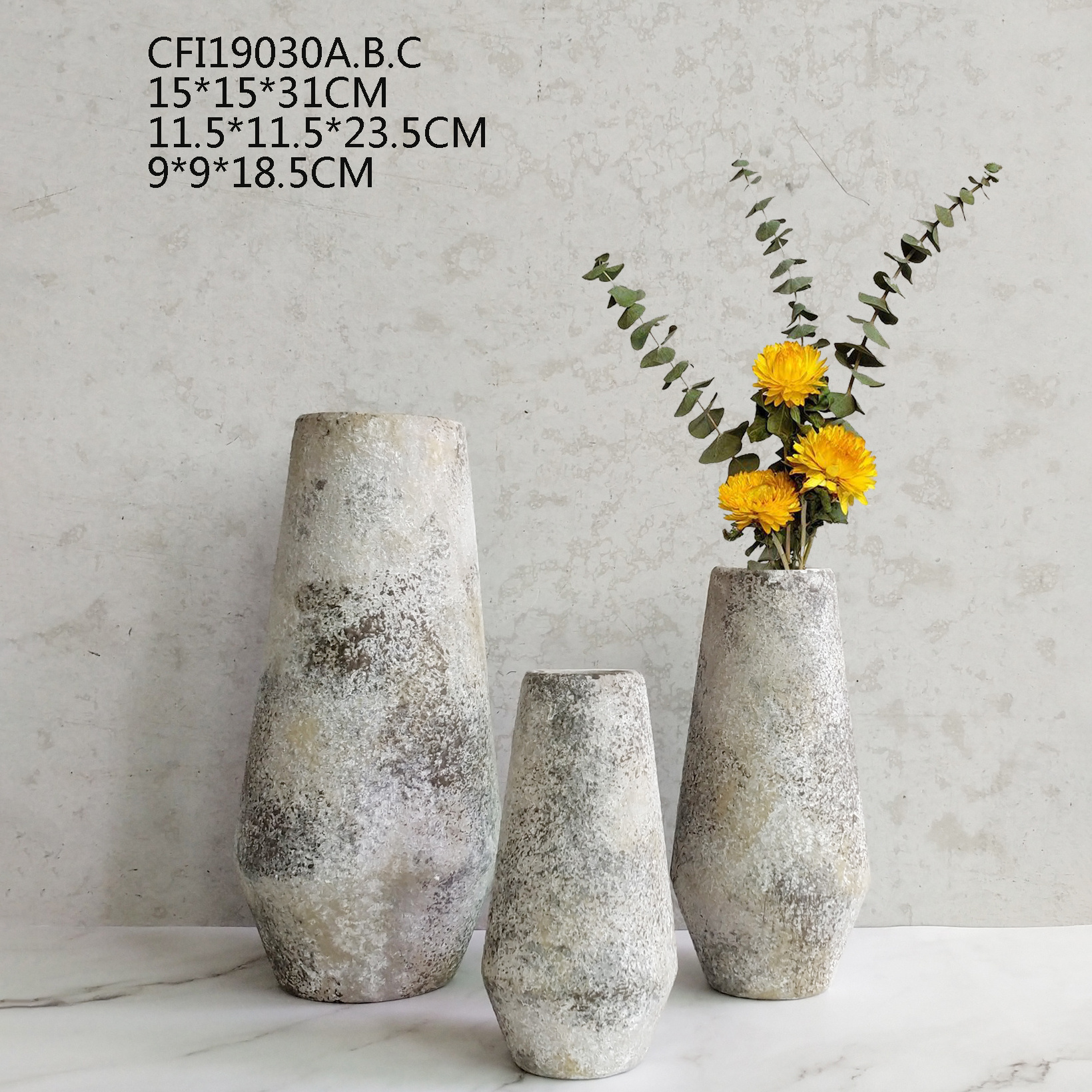 Novelty minimalist antique style home decoration vases custom tabletop decorative ceramic flower vases