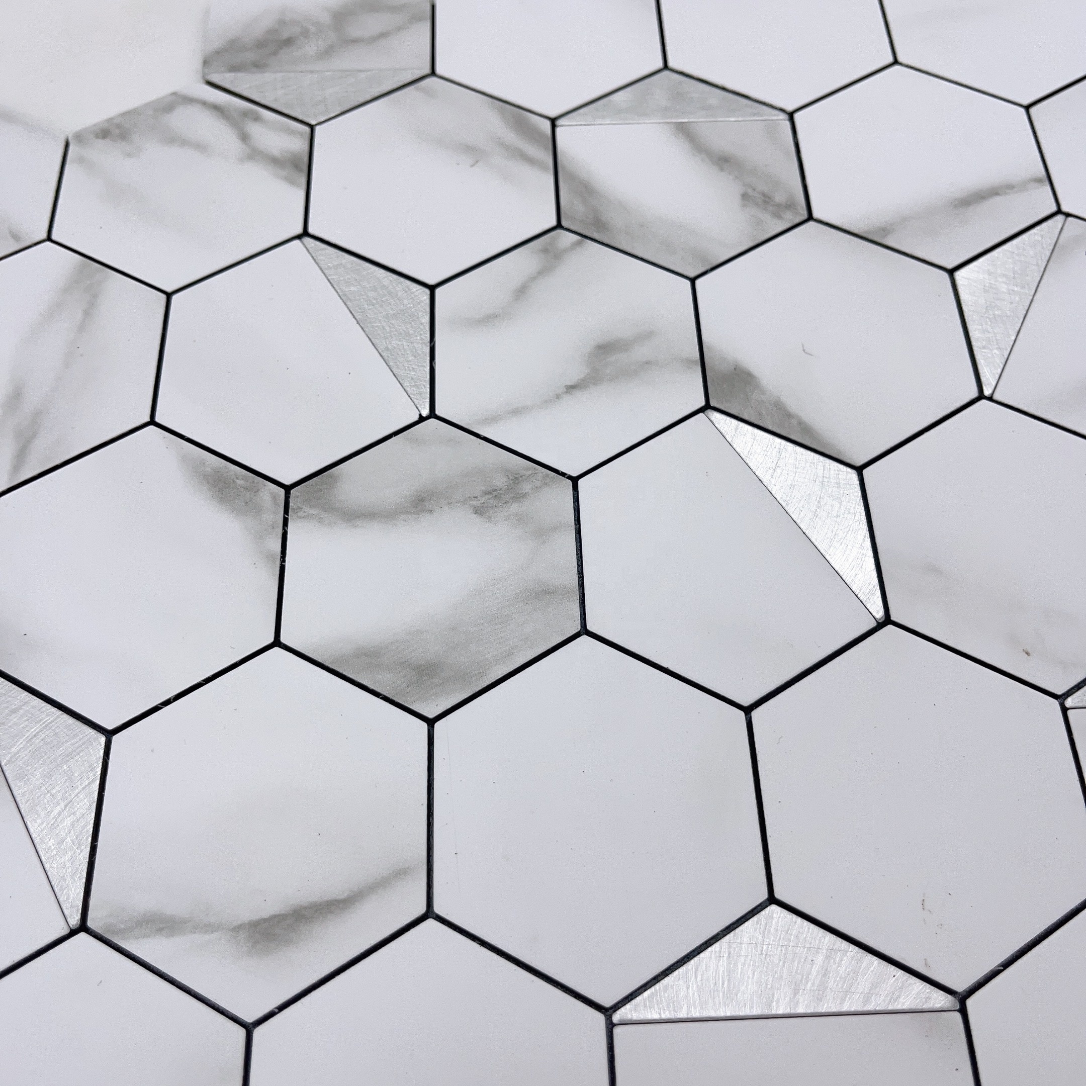 New design gary  silver stick mosaic wall tiles PVC and Aluminium tiles for kitchen and bathroom wall