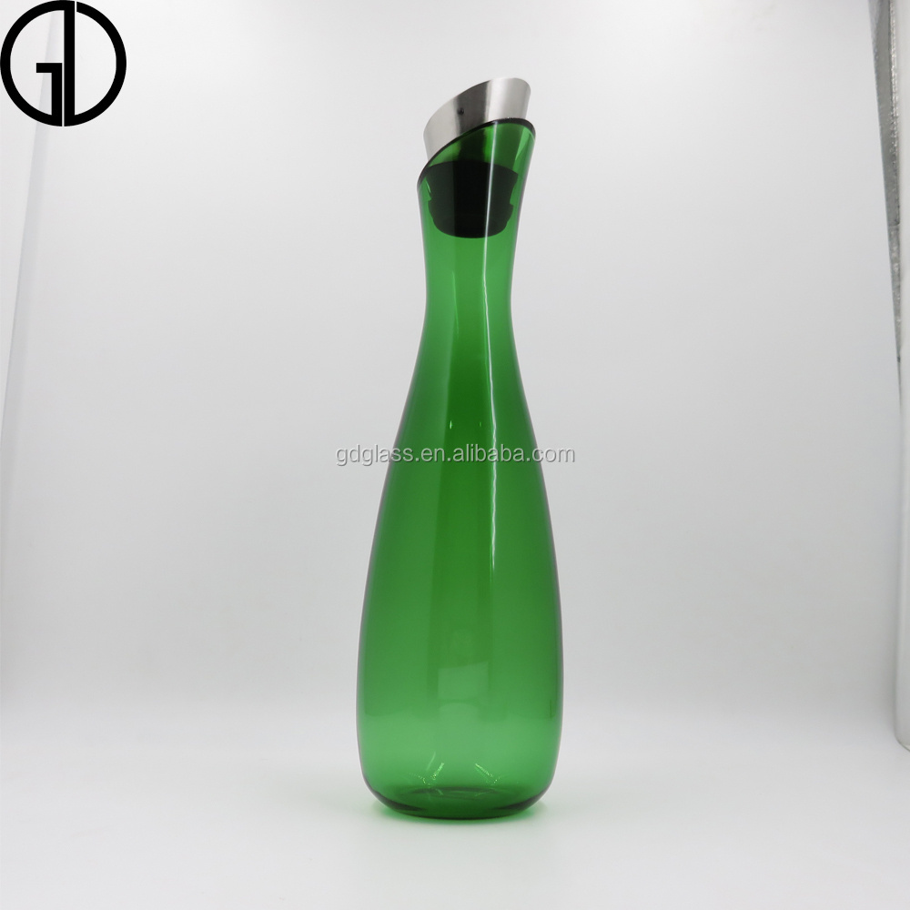 Drip free Glass Carafe with Stainless Steel Silicone Flip top Lid