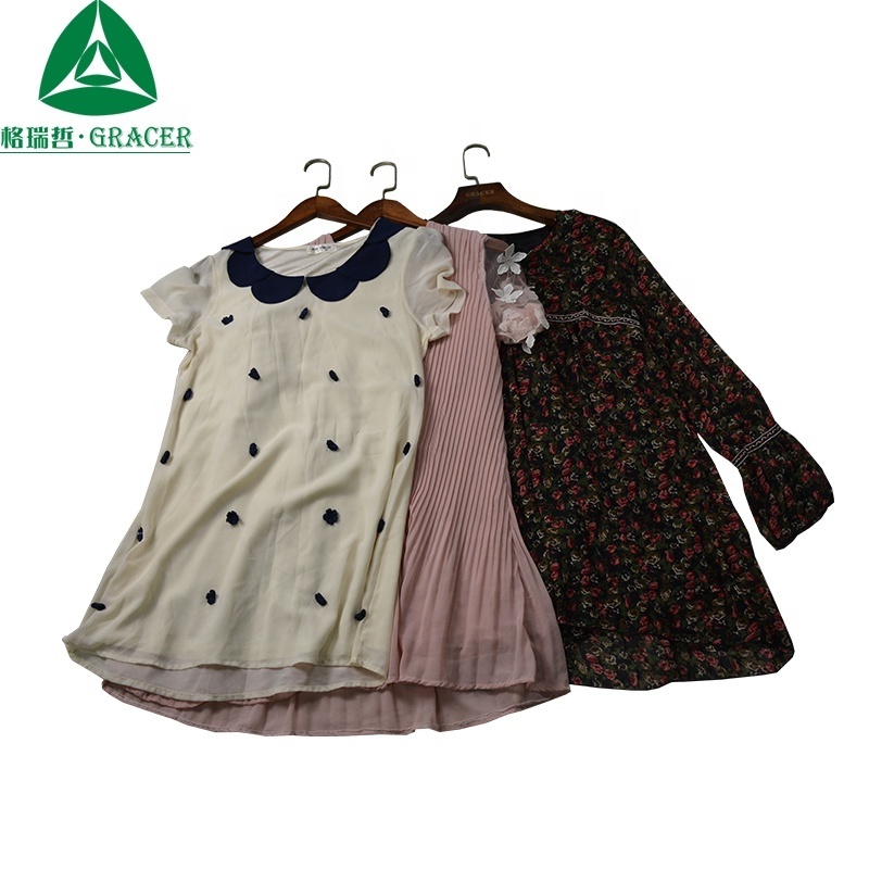 Second Hand Clothing Mixed Style Blouses Womens Ladies Tops T-Shirt Used Clothes In Bales Price