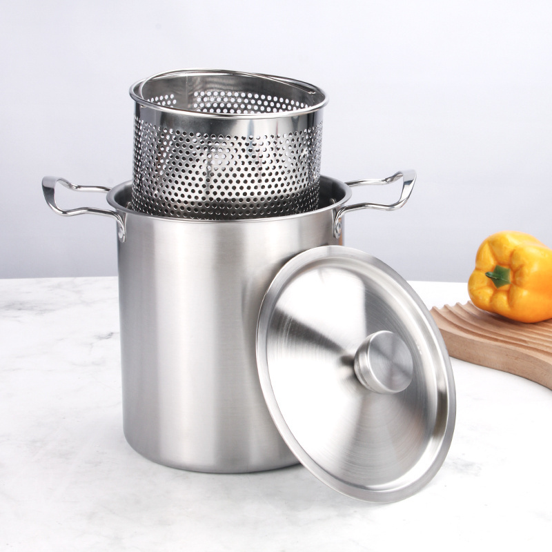 Hongyuan 16cm Stainless Steel Asparagus Pot With Perforated Basket With Steel Lid