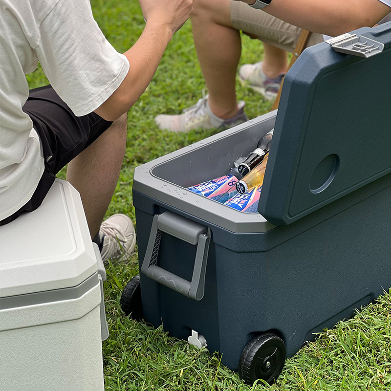 45L Insulated Ice Cooler Box PU Outdoor Camping Picnic Portable Ultra Large Capacity Ice Chest Cooler With Wheels