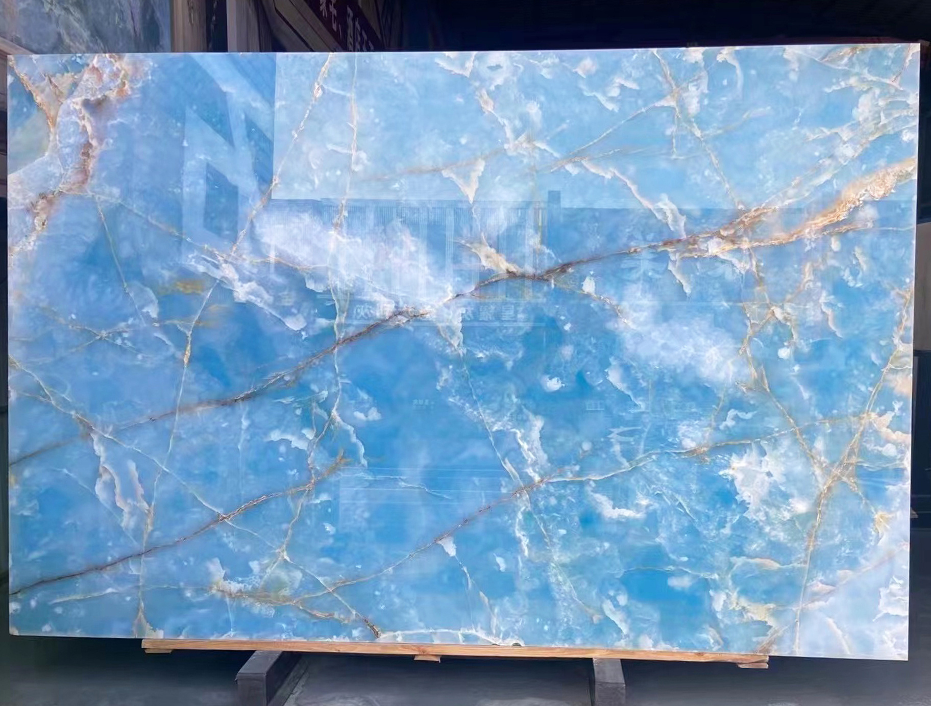 Golden Blue Onyx Bathroom Wall  Tile Sapphire Countertop Backlit Feature Wall Dark Translucent Marble Stone Staircase Railing