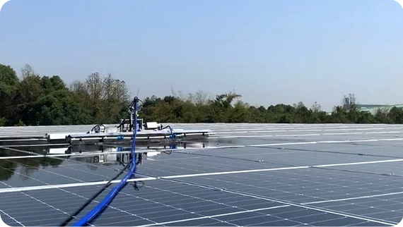 Rooftop Solar Panel Cleaning Robot Battery Powered Dry/Water Mode Photovoltaic Solar Cleaning Robot