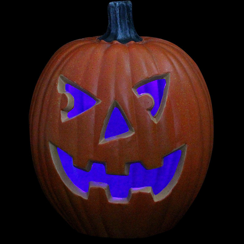 Pumpkin lanterns carry Halloween candy buckets light up children's pumpkin bucket scenes and decorate props