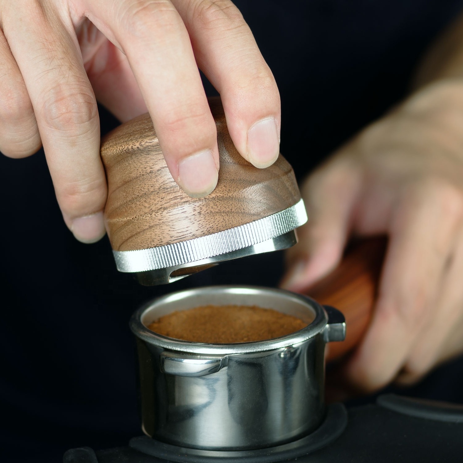 Barista Manual Distribution 52mm Coffee Espresso Tamper Wooden Force Calibrated Coffee Tamper