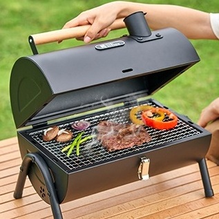 Outdoor small tabletop grill barbecue Non-smoking grilled chicken Charcoal BBQ Grill with chimney