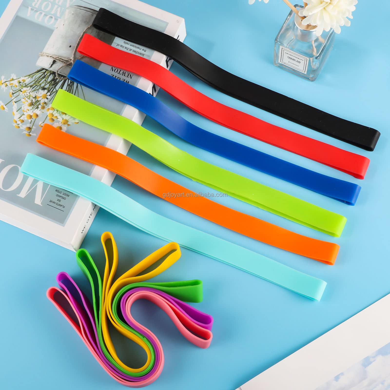 Lightweight Wide Beach Towel Bands For Pool Cruise Chairs Silicone Colourful Elastic Towel Bands Towel Clips For Beach Chairs