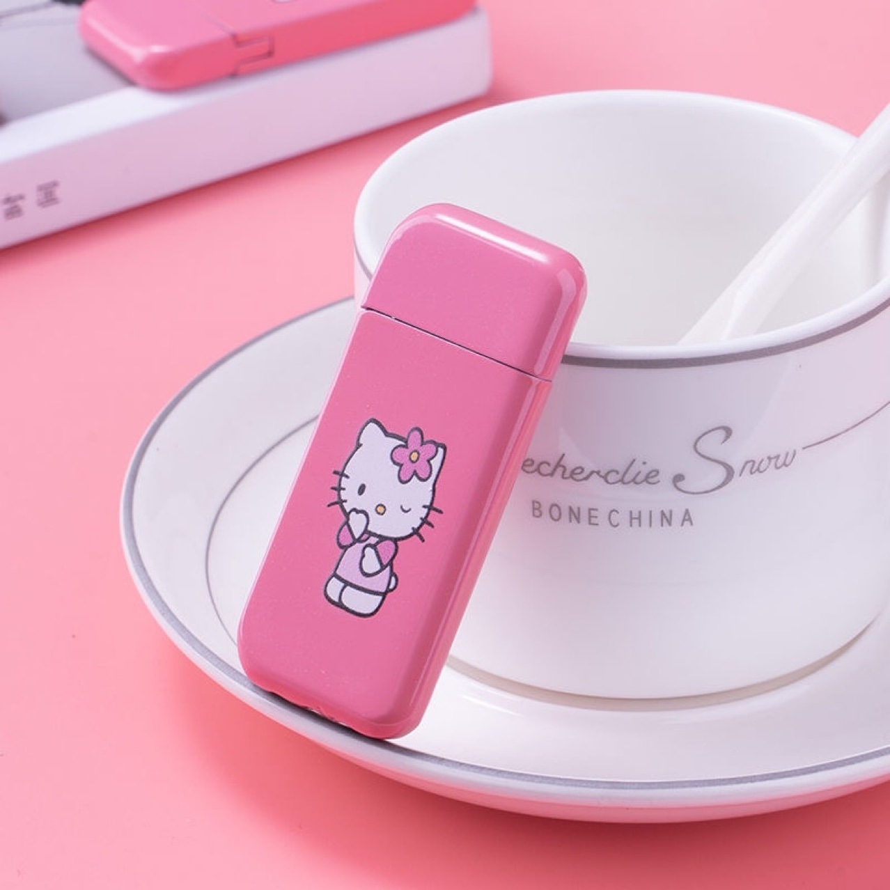 Hello Kitty Lighter Pink Flame Butane Gas Lighter Windproof Pink Flame Cute Lighter For Girls