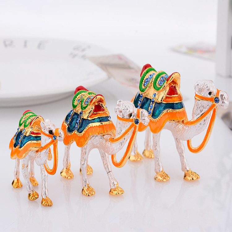 Camel Toy/egypt Figurine Cheap Set Price Korea Animal Alloy Enamel Cartoon Cute Camel Brooch Pin Jewelry Box,trinket Box/plush