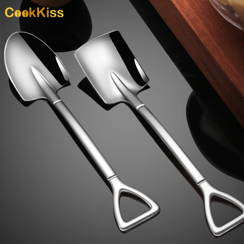 Cute Shovel Design Ice Cream Dessert Milk Tea Yogurt Scooper Fruit Coffee Spoon Stainless Steel Scoops Luxury Flatware Spoon