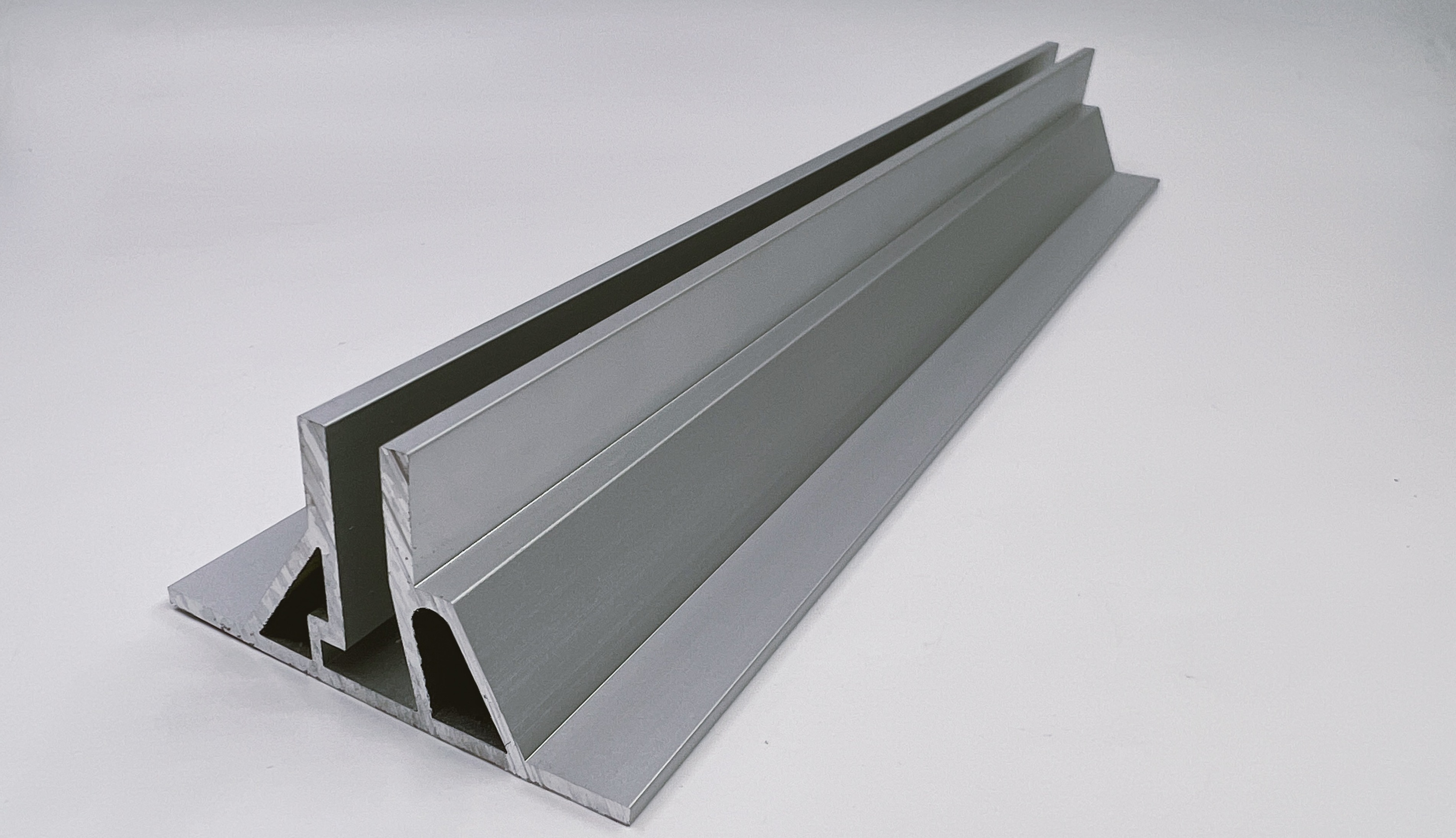 Extruded aluminum profiles for hanging decorations