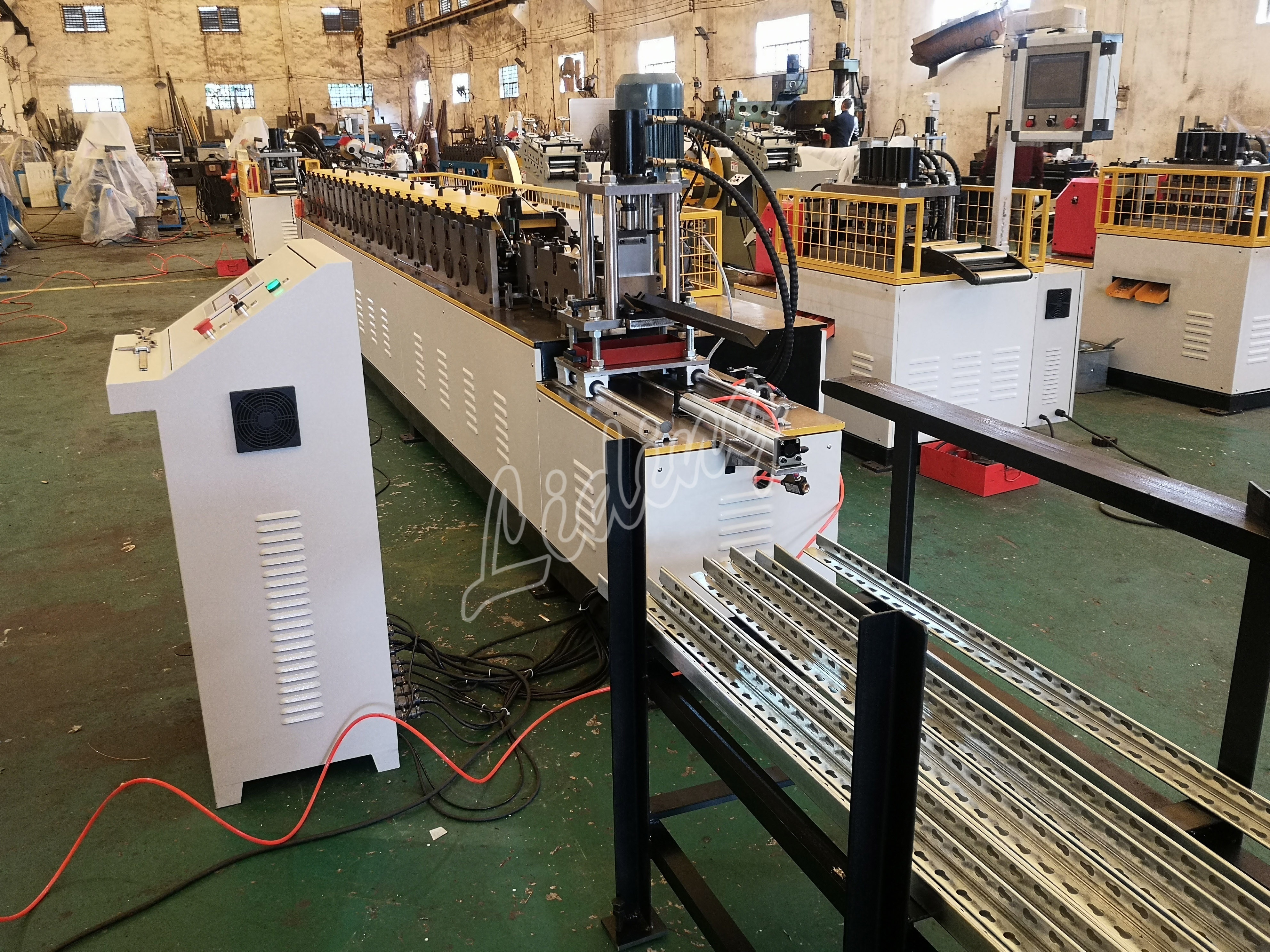 Metal Beam Bracket Steel Profile Making Shelf Roll Storage Rack Rolling Forming Machine