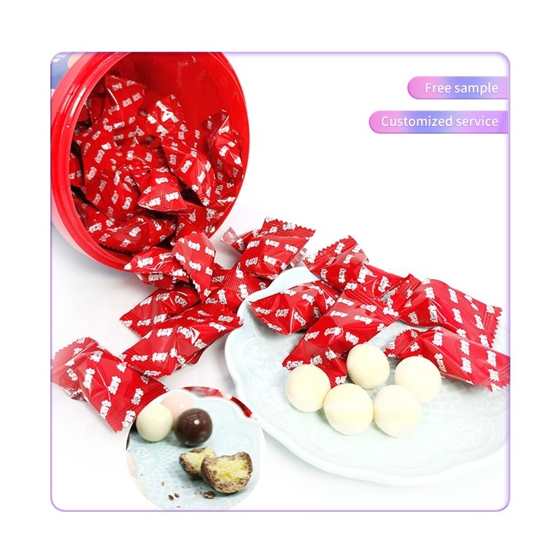 Kids' Snacks Food Manufacturer OEM Strawberry Balls Biscuits Supplier Milk Chocolate Wafer Balls Bulk Chocolate Custom Chocolat