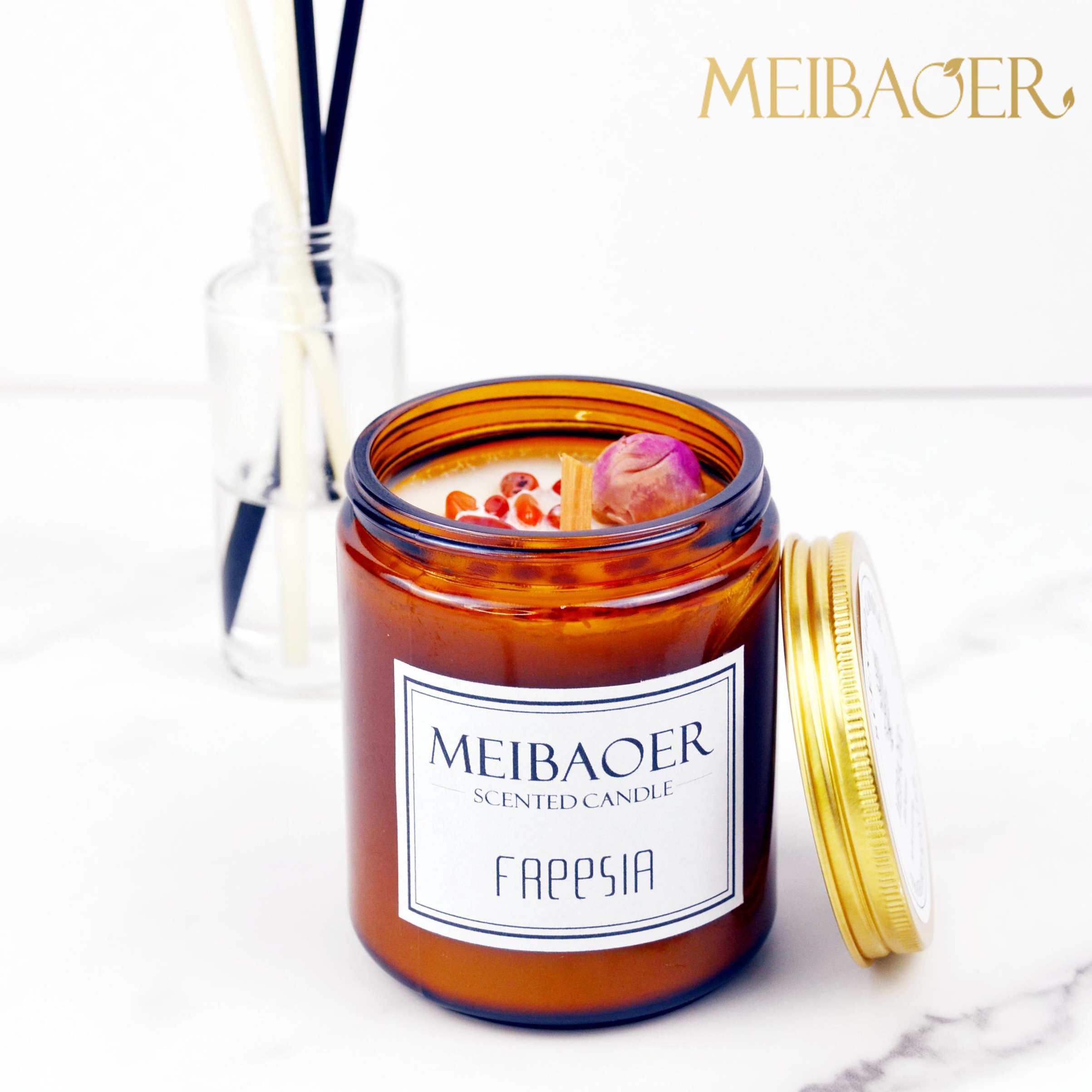 RTS Meibaoer High-end Top Sell Candles Amber Glass Jar Candle with Crytal and Dried Flower Aromatherapy Scented Candle