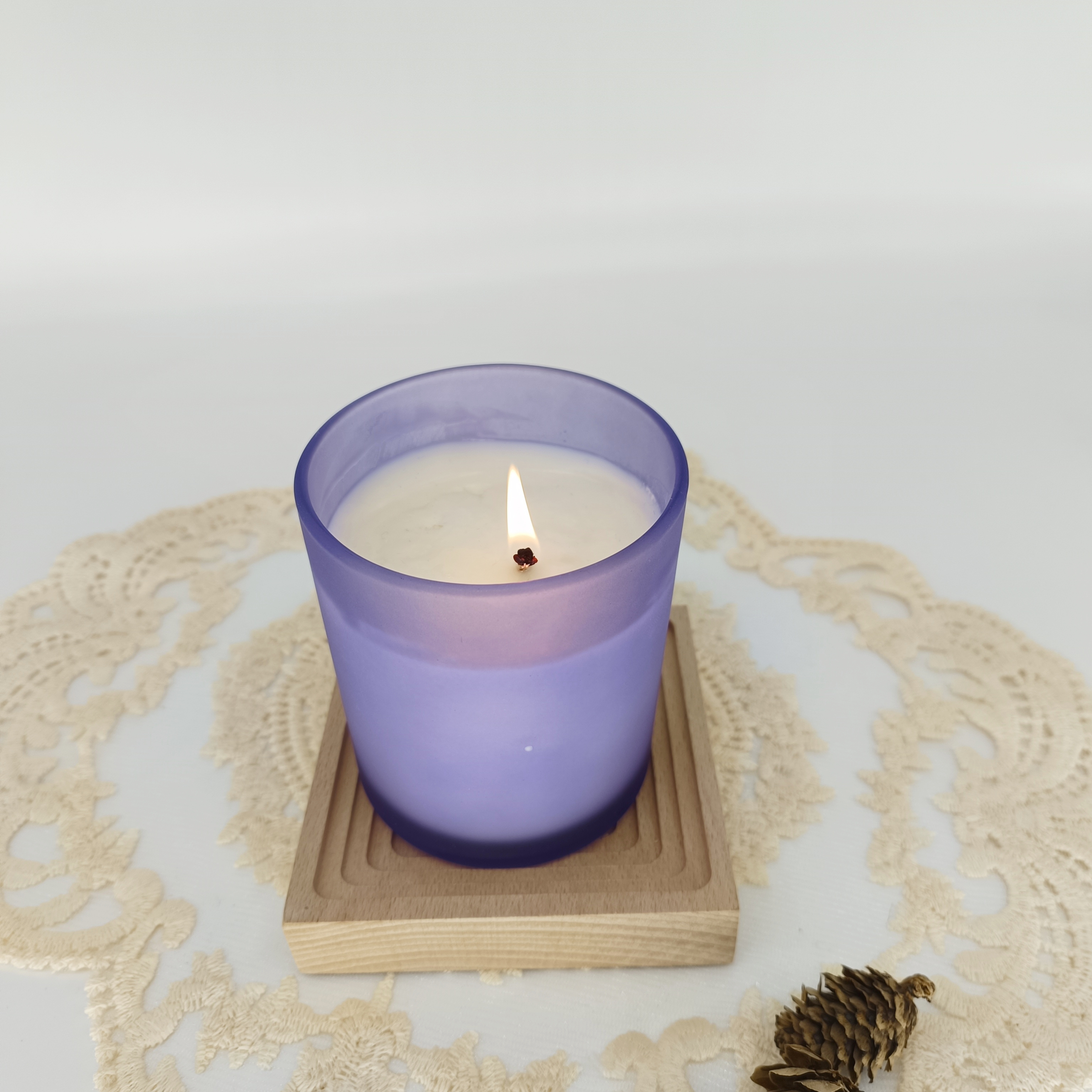 Excellent Frosted Purple Glass Jar Scented Candles with Crystal Velas Aromaticas Factory Meditation Candle