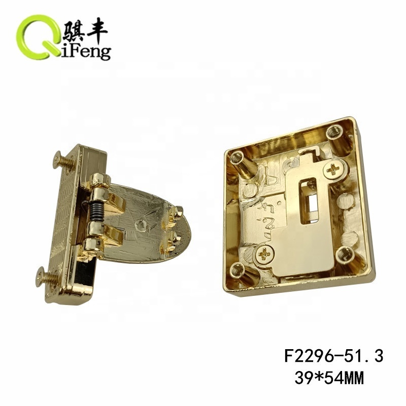 QIFENG factory Metal Push Lock Logo Color Custom Closures Bag Twist Locks Custom Design Press Handbag Lock Hardware fittings