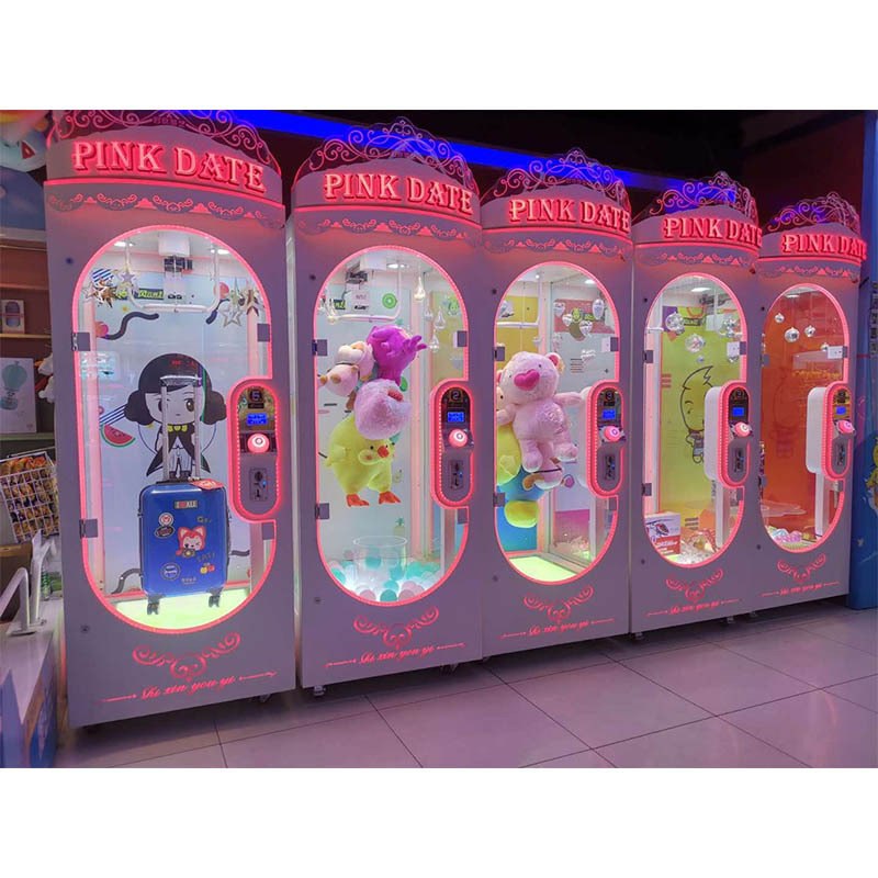 Hot sale popular arcade cut prize machine coin operated games Pink Date cut prize game machine for shopping mall