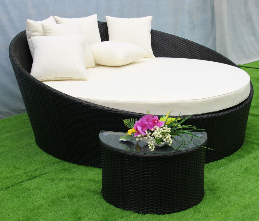 Black outdoor rattan/wicker sofa bed cheap patio round rattan daybed