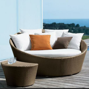 Black outdoor rattan/wicker sofa bed cheap patio round rattan daybed