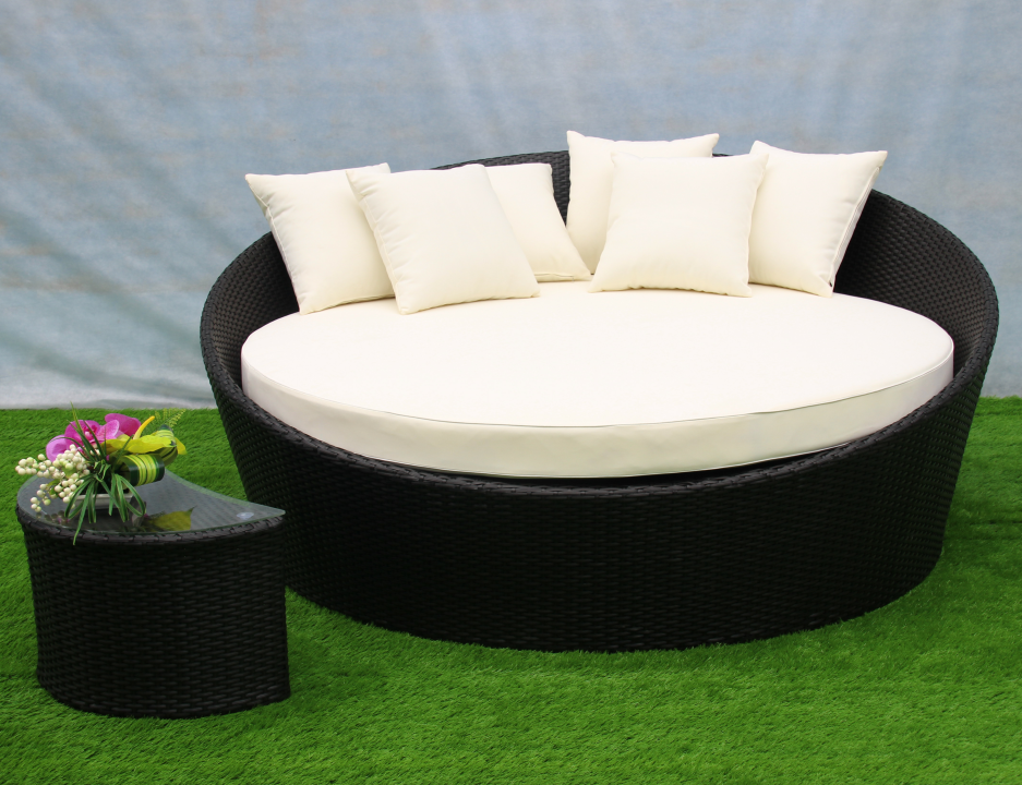 Black outdoor rattan/wicker sofa bed cheap patio round rattan daybed