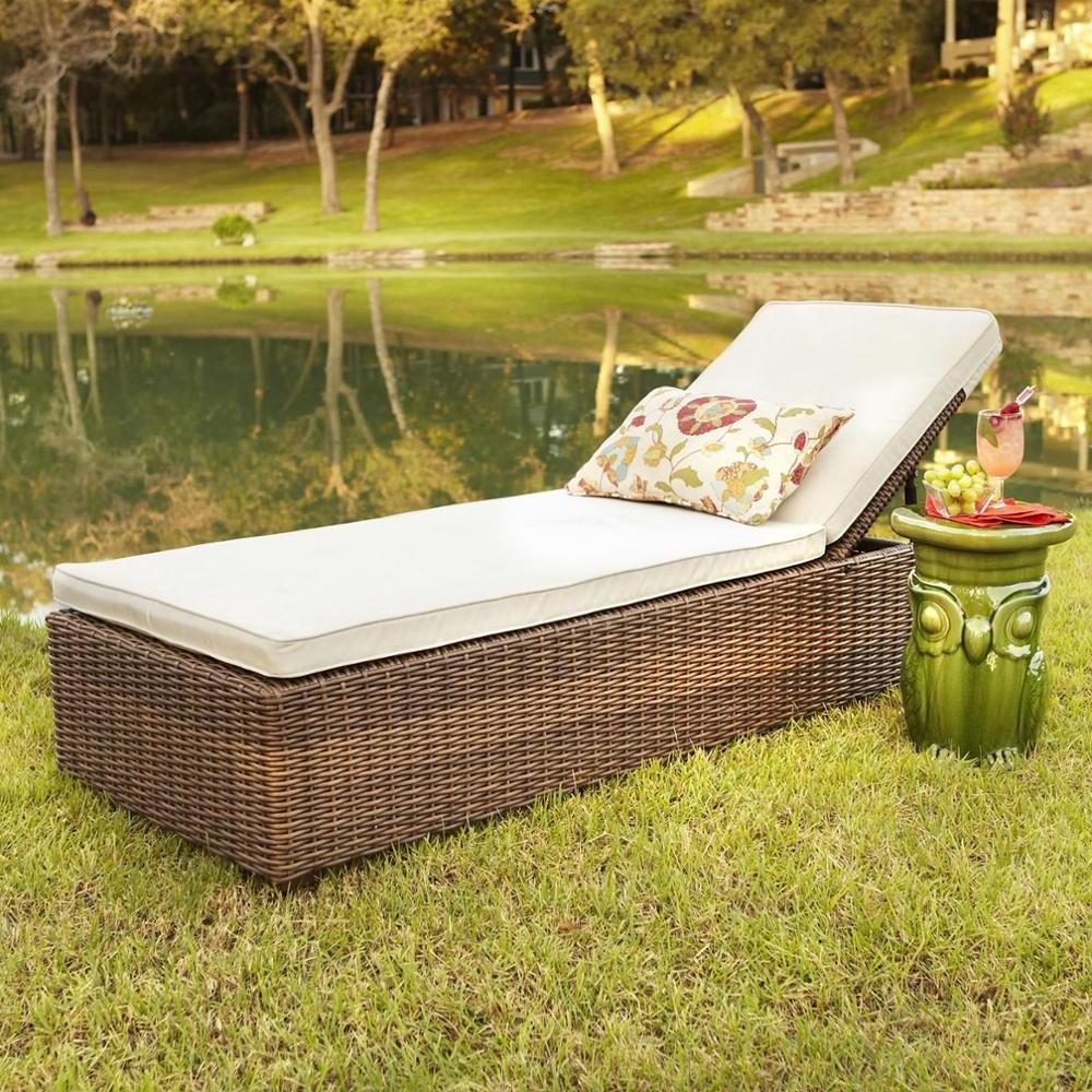 Wholesale outdoor furniture beach tanning beds pool side rattan sun loungers