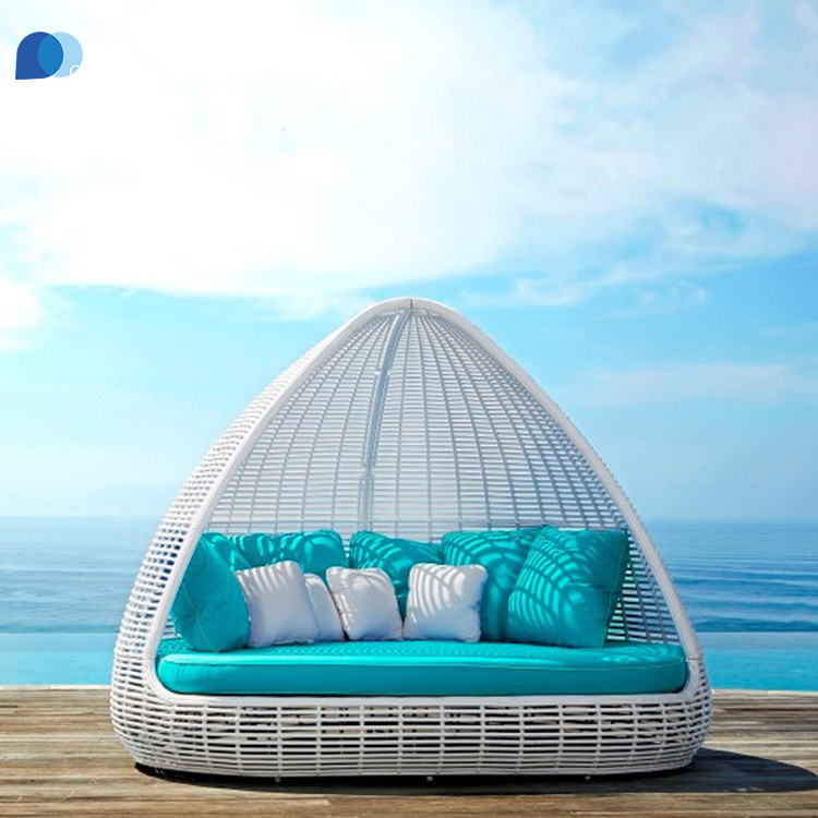 Outdoor Daybed Rattan Wicker woven all weather Sunbed for Poolside Beach Villa Courtyard Garden Modern