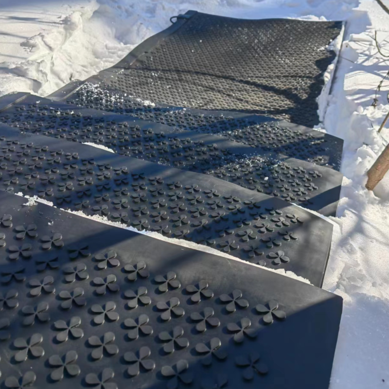 Hot selling walkway and driveway rubber ice snow melting heating mat