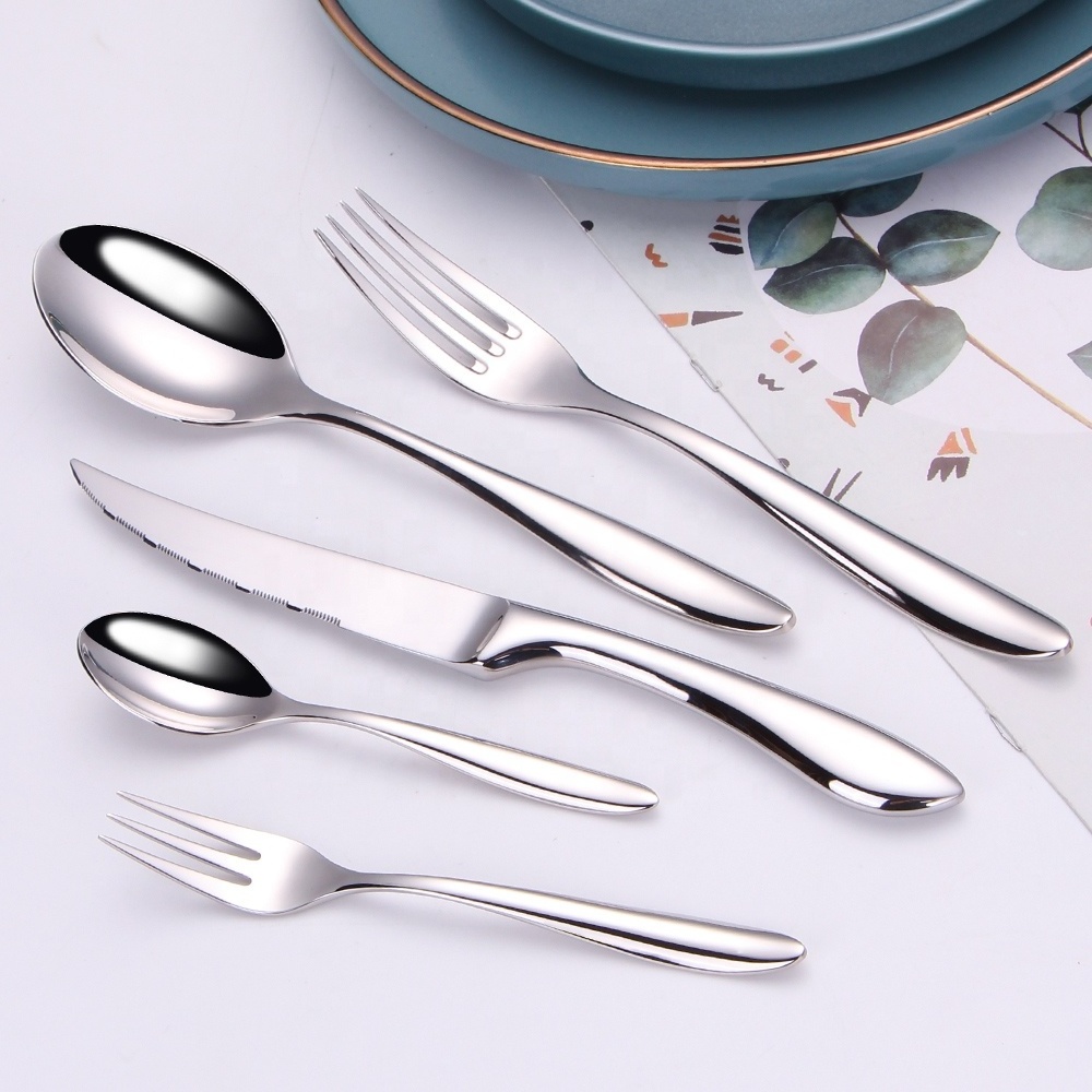 luxury gold cutlery set for wedding plated spoon fork and stand knife set gold cutlery set silver flatware with steak knife