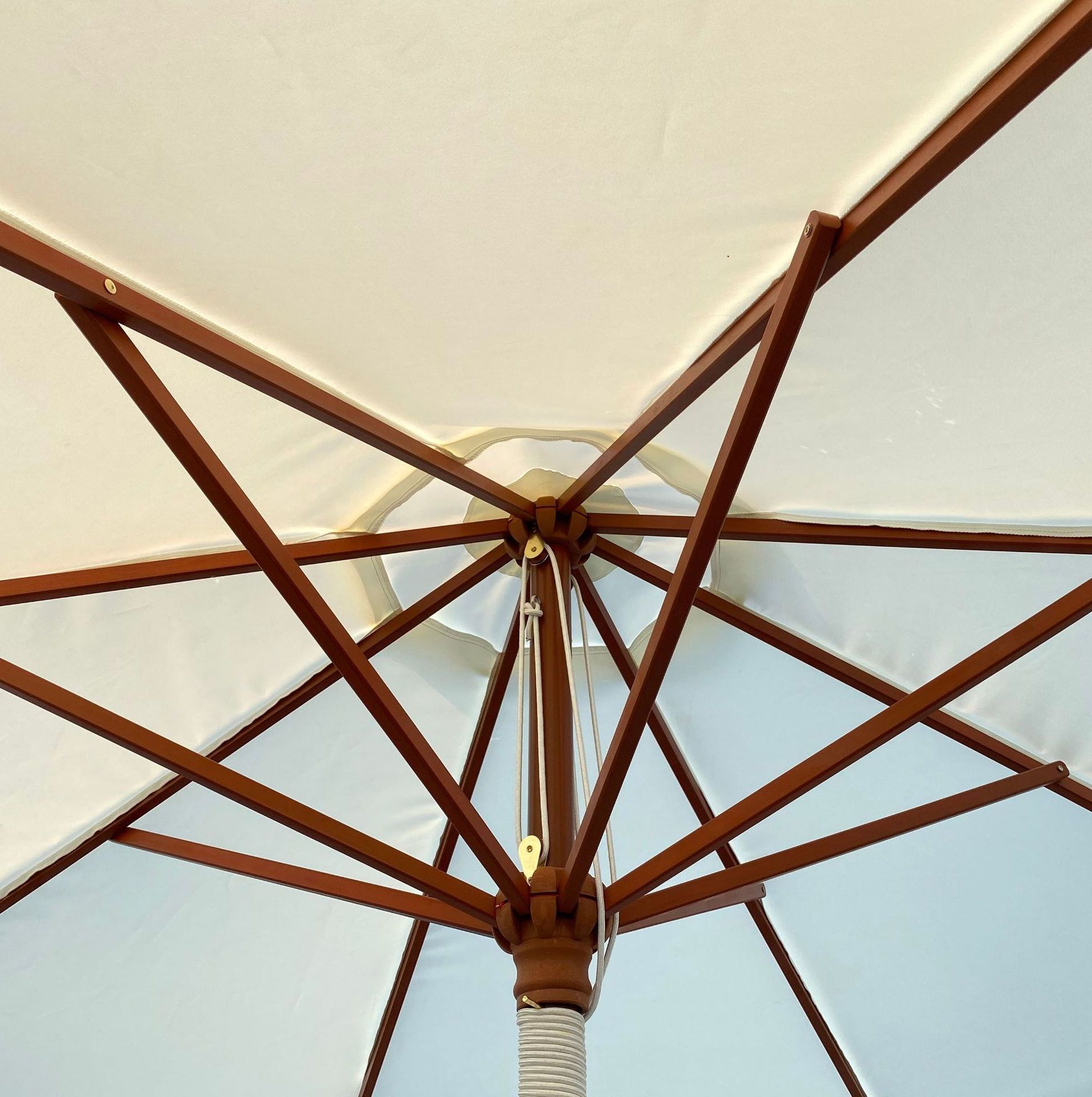 White Wooden handle parasol outdoor beach umbrella