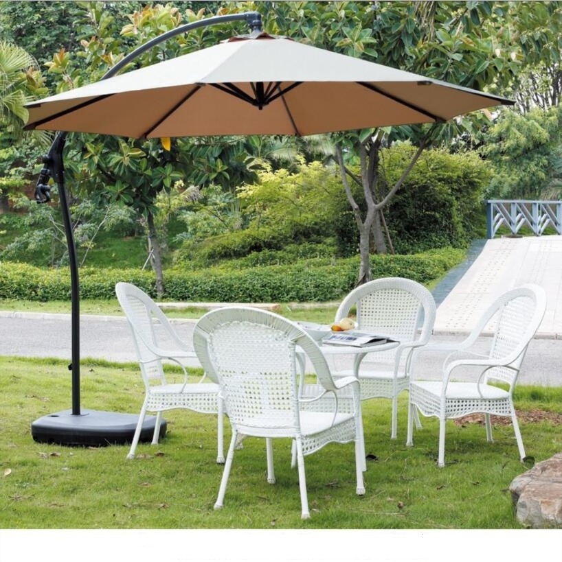 Customized LED Outdoor Umbrella Garden Sun Bleach Shaded Cantilever Parasol Patio Umbrella With Bases Parts