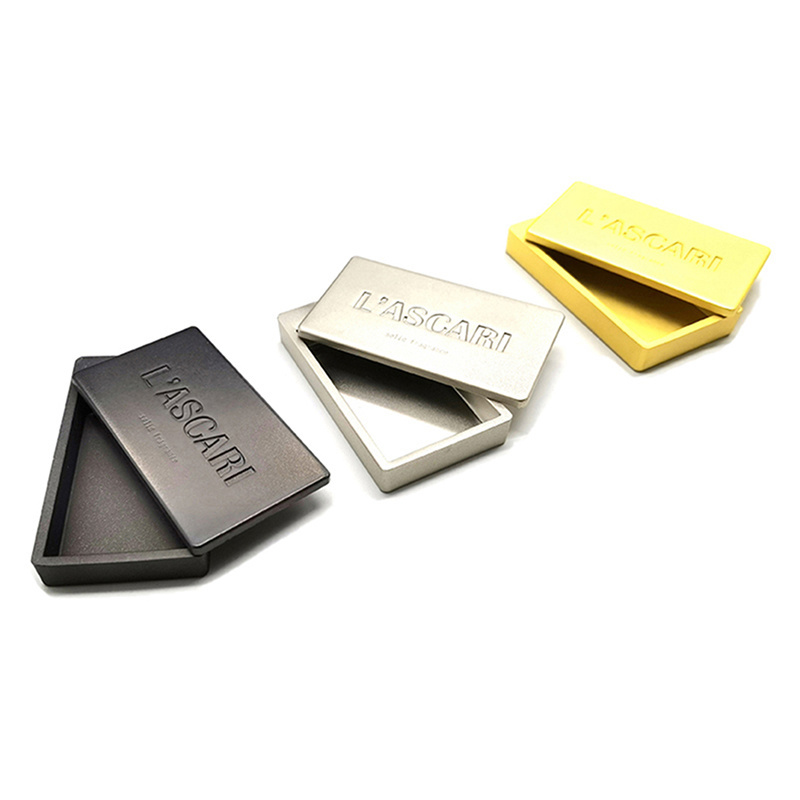 Magnetic Refill Metal Cigarette Case with Lighter