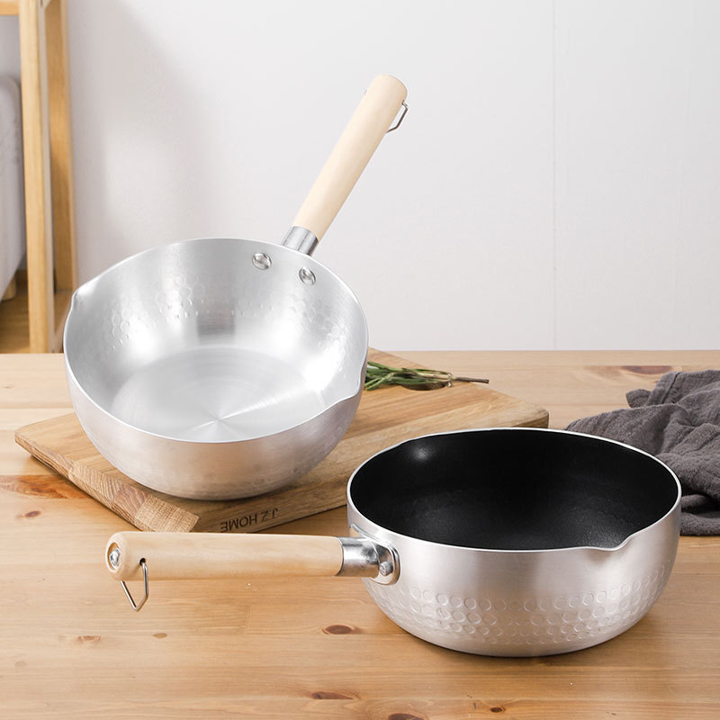 Japanese Style Saucepan Hammer Snow Pan Stock Pots With Wooden Handle Stainless Steel Sauce Pot Milk Pan With Glass Lid