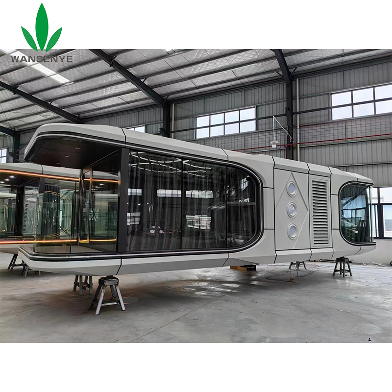 Portable Mobile Hotel Home Stay Resort Building Ready To Ship Prefab Vessel Capsule Cabin Holiday House