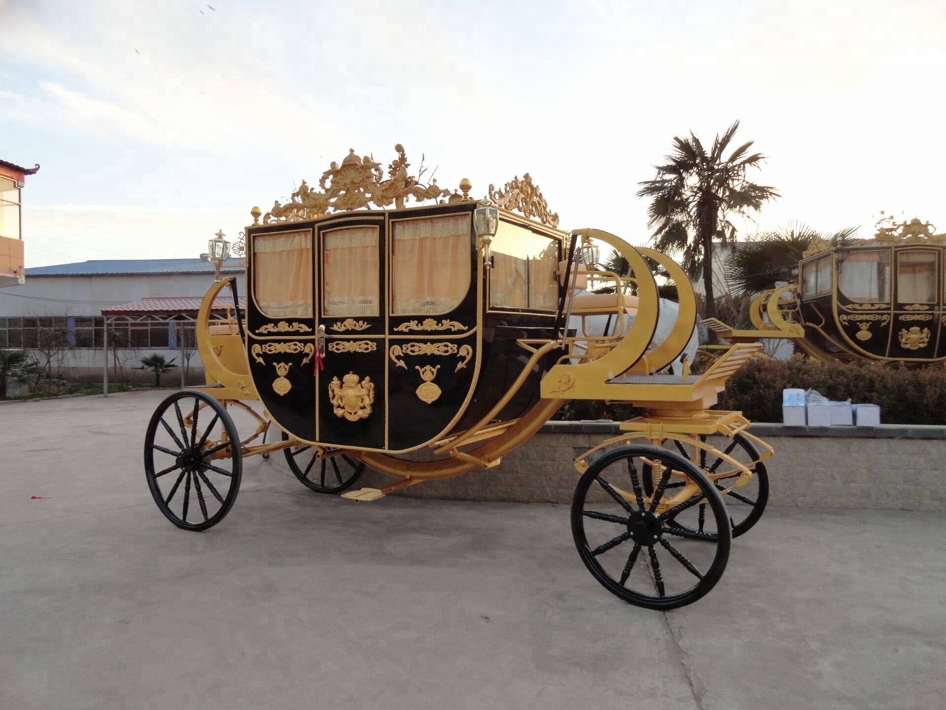 Royal China manufacturer wedding cinderella horse carriage for sale