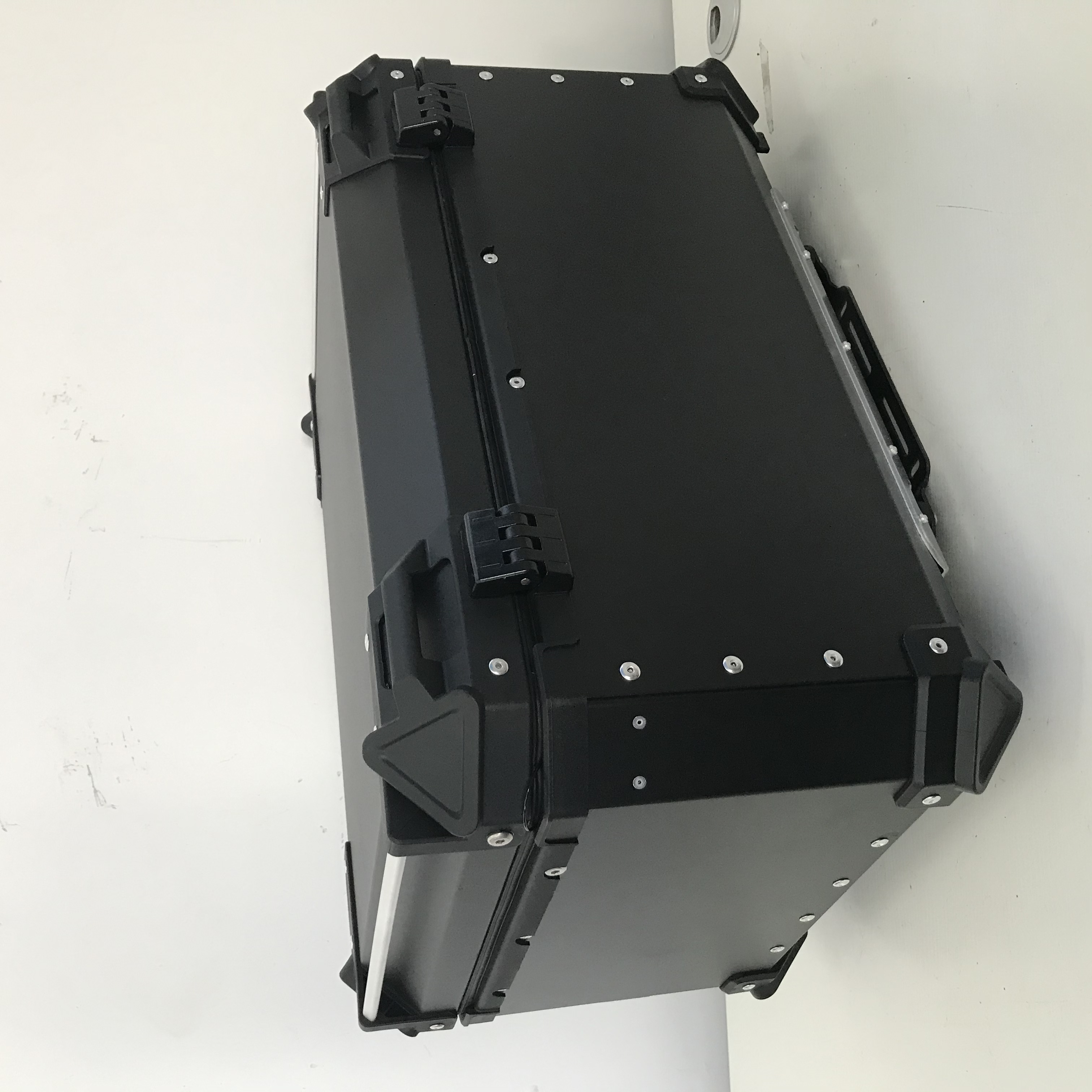 OHHO 65L  Aluminum Motorcycle Top Case Rear Box Motorbike Top Box Motorcycle Delivery Boxes