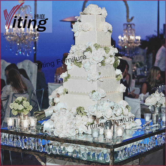 Elegant fancy mirror glass wedding table with crystal