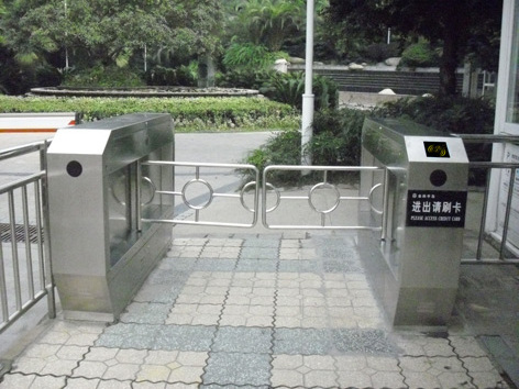 High Security Waist Height Pedestrian Fully Automatic Access Control Swing Turnstile Barrier Gate for gyms and hotels