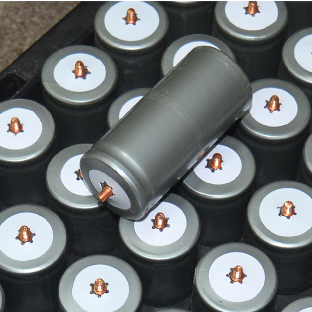 high-quality high rate Rechargeable 3.2V 32650 lithium battery 6000mAh 32700 lifepo4 battery with screw terminal