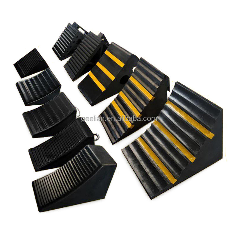 Rubber Heavy Duty Parking Wheel Chock For Truck Tire parking block