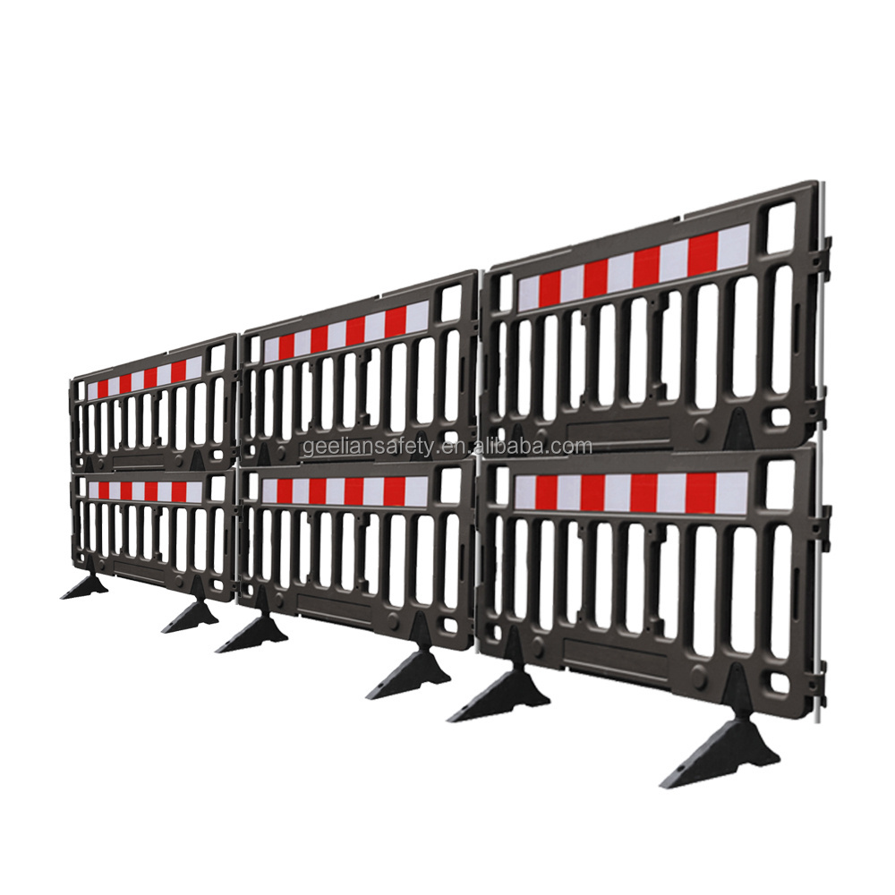 Red Yellow Popular Blow Molding Plastic Safety Portable Concrete Center New Jersey Barrier temporary fence for construction site