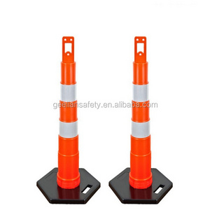 Flexible Plastic traffic road divider with base delineator posts