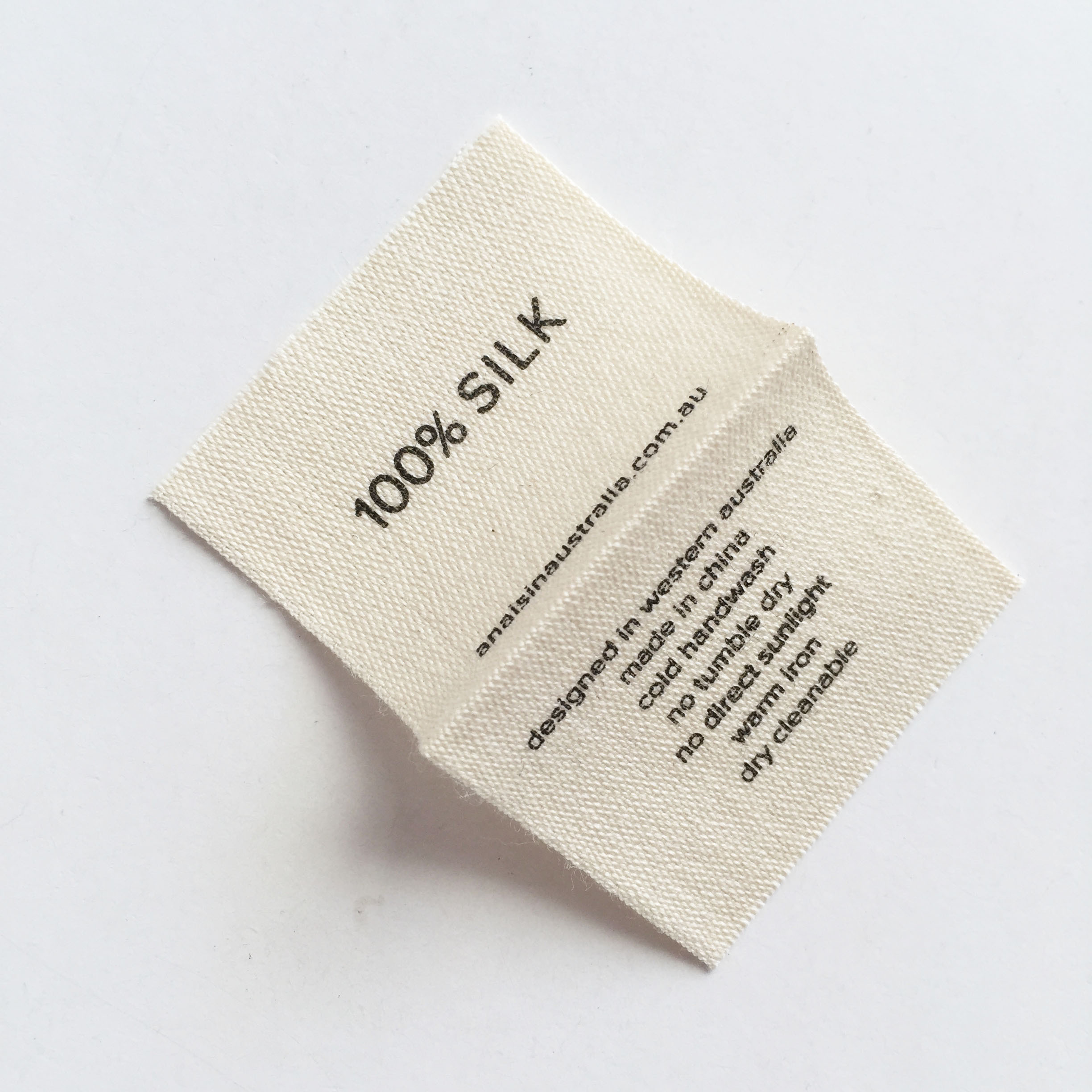 Very Cheaper Eco-Friendly Brand Logo Clothing Care Cotton Label Printed Soft 100% Organic Garment Cotton Labels