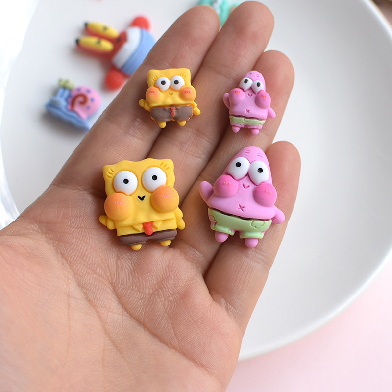 Wholesale Cartoon Sponge Miniature Resin Accessories Mobile Phone Case Charm Hair Clips Cream Glue Decoration