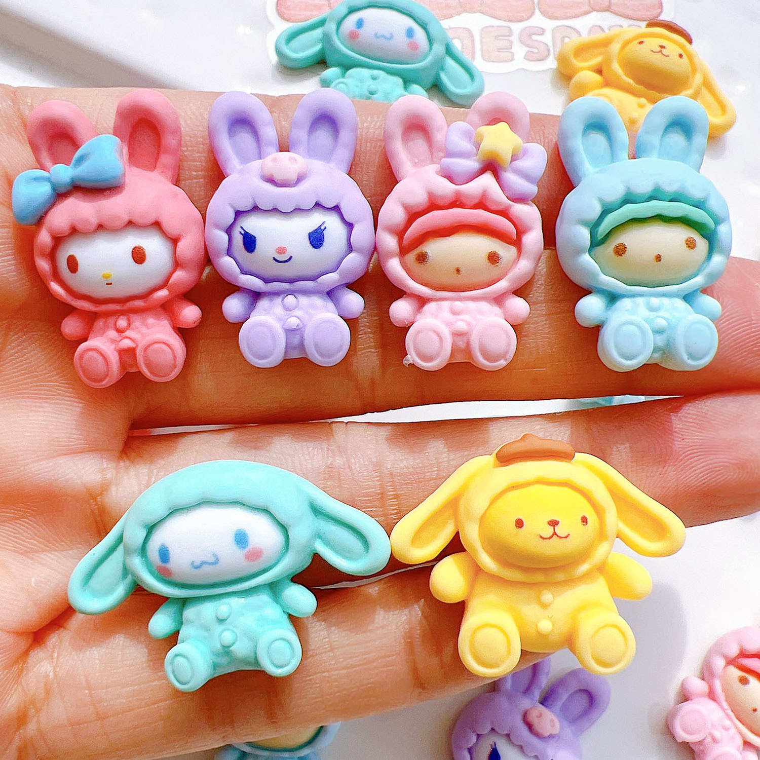 Hot selling sanllio rabbit dog resin cabochons accessories wholesale cream glue diy flat back handmade materials charms