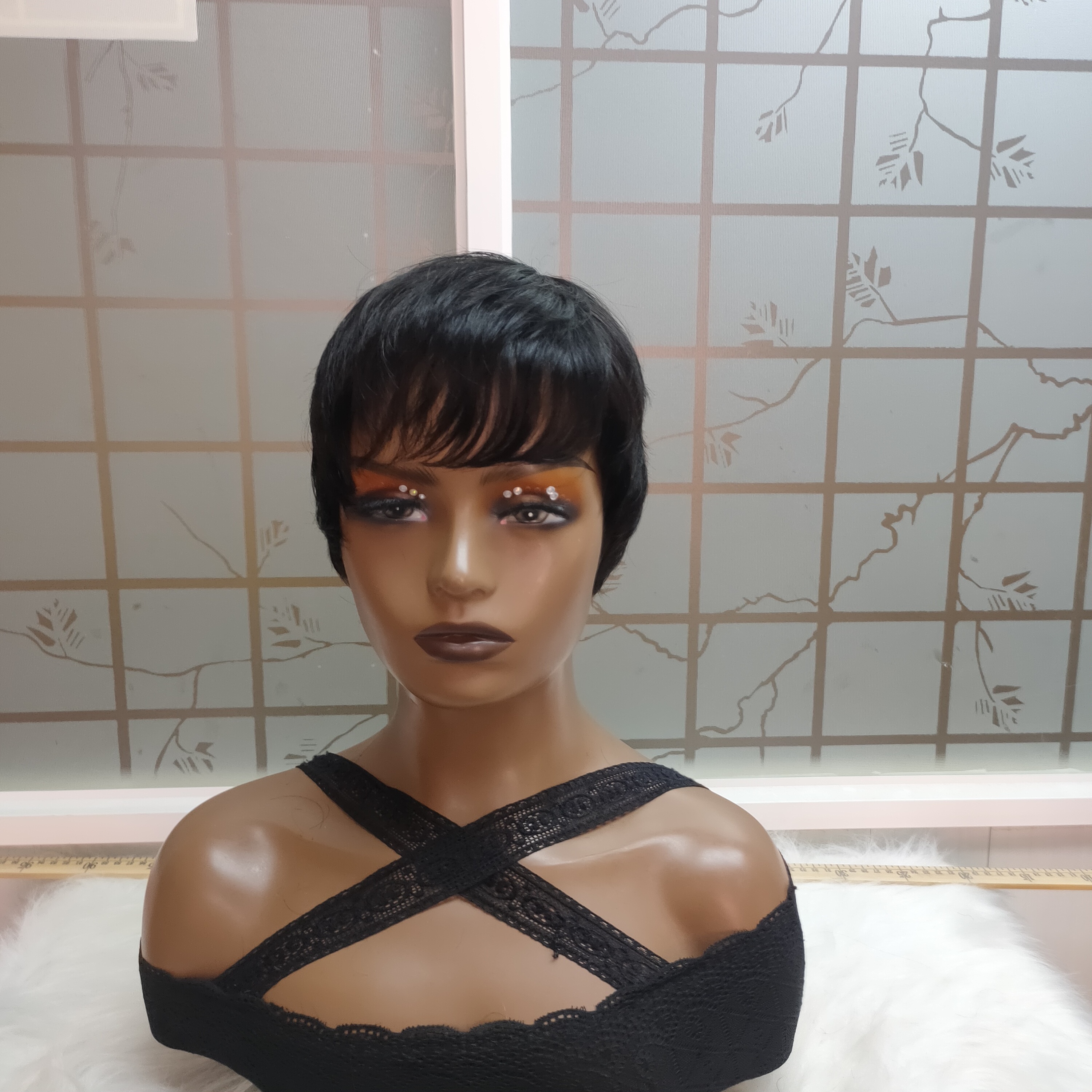 Wholesale Short Pixie Cut Human Hair Ladies Wigs for Black Women Machine Made Natural Cheap Glueless Non Lace Wigs Human Hair