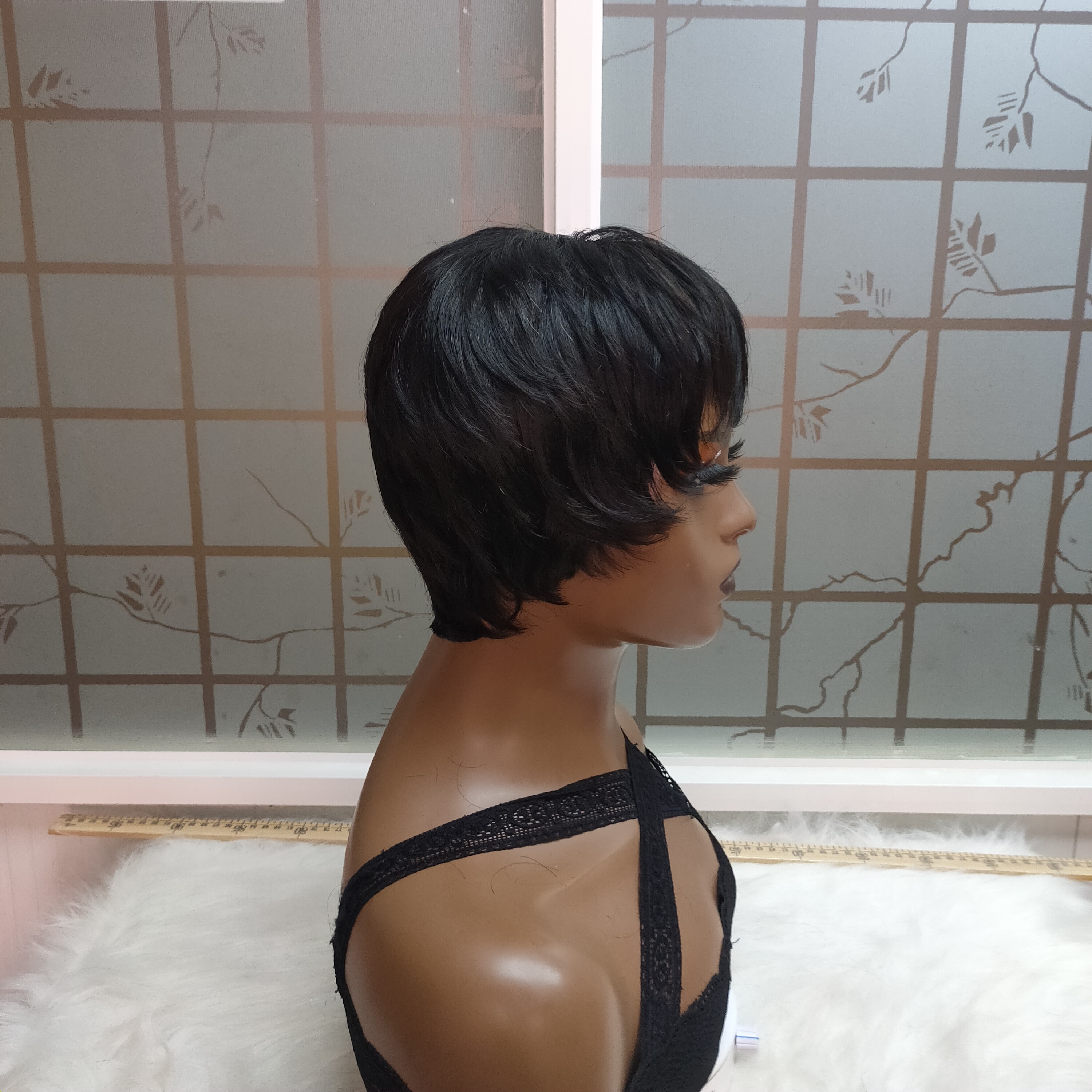 Wholesale Short Pixie Cut Human Hair Ladies Wigs for Black Women Machine Made Natural Cheap Glueless Non Lace Wigs Human Hair